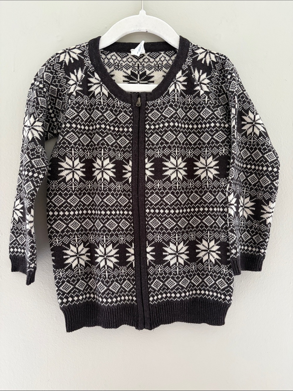 Kate Quinn Nordic Black Sweater 3T